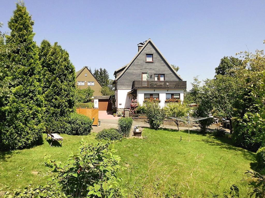 Apartment In Langewiese Sauerland With Garden Winterberg Exteriér fotografie